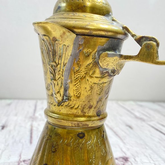 Vintage Brass Dallah Coffee Arabic Font Etched Design, Brass Arabic Coffee Ibrik - Picture 4 of 10